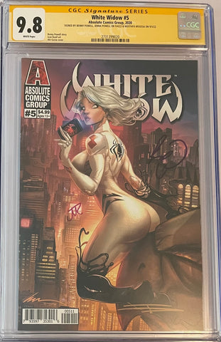 9.8 CGC – White Widow #5 – Main Cover Alé Garza – 3 Signatures Yellow Label